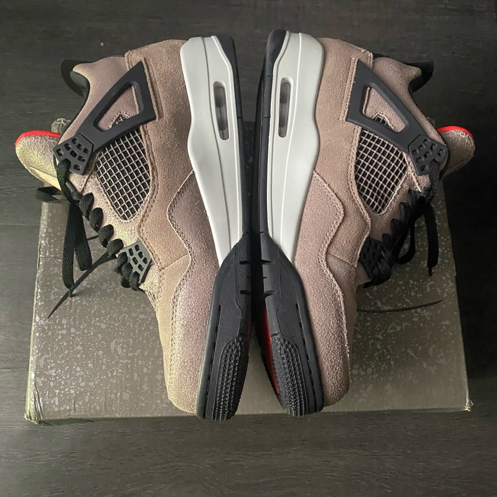 Jordan Retro 4 - Picture 5 of 9